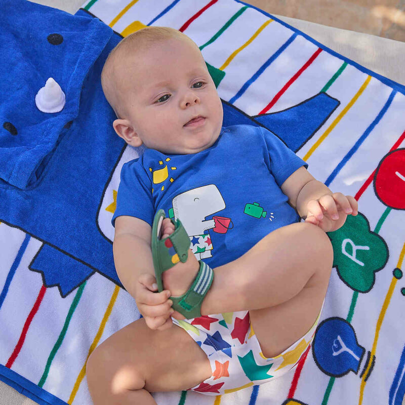βρεφική-πετσέτα-θαλάσσης-αγόρι-mayoral-22-09137-022-κάπα-μπλε-πόντσο-1