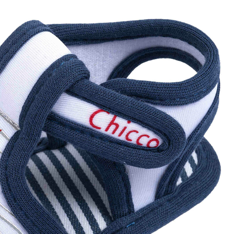 -πέδιλα-αγόρι-chicco-67004-320-μπλε-λευκό-παπούτσια-αγκαλιάς-3